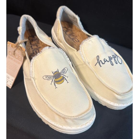 Hey Dude Shoes - Women’s Hey Dude Lenas, NWT Natural Turtledove, Bee Embroidery, Cork Insole Sz11
